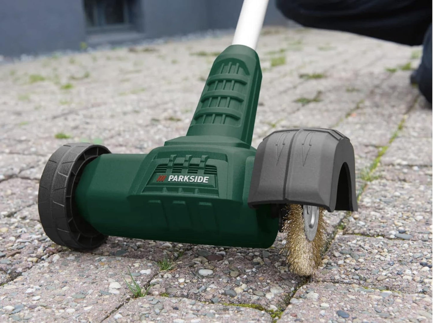 Limpador de Pátios (ou Limpador de Pavimentos/Chão Exterior) sem Fio 20V da Parkside